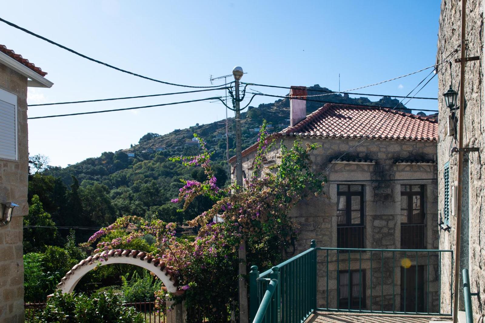 Вилла Casa Do Guardado Монсанту Экстерьер фото